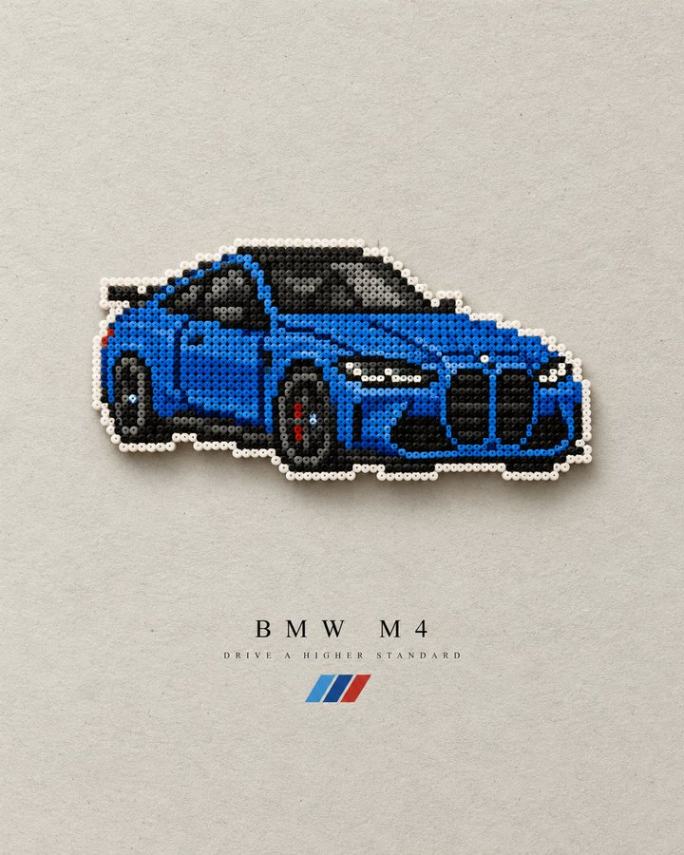 BMW M4拼豆像素海报